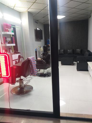 عکس آرایشگاه شهرام