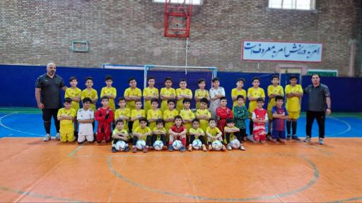 عکس سالن ورزشی شهید آوینی