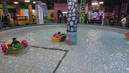 عکس سرزمین بازی ها