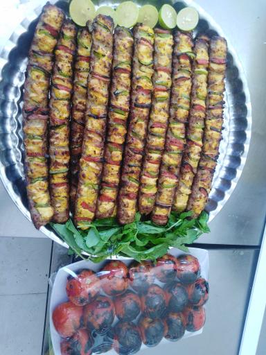 عکس رستوران و بیرون بر شاندیز