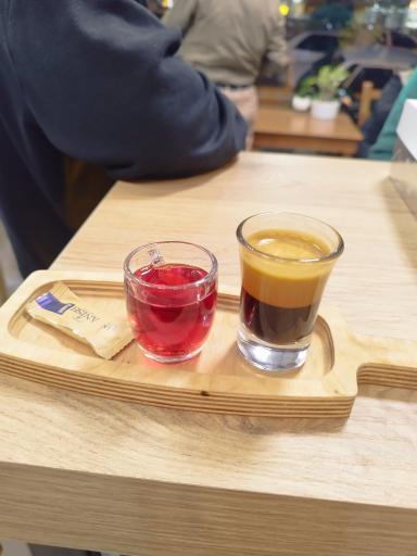 عکس کافه قهوه هارلی 