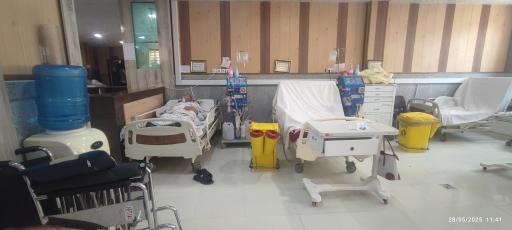 عکس دارالشفاء موقوفه امام صادق (ع)