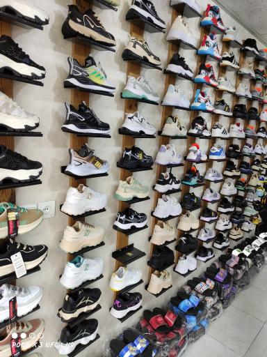 عکس کفش هاکان