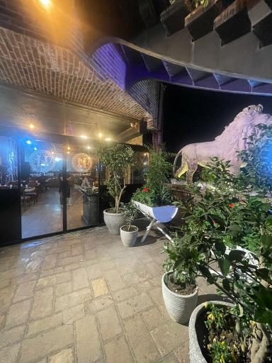 عکس کافه و بام  رستوران هیراد 