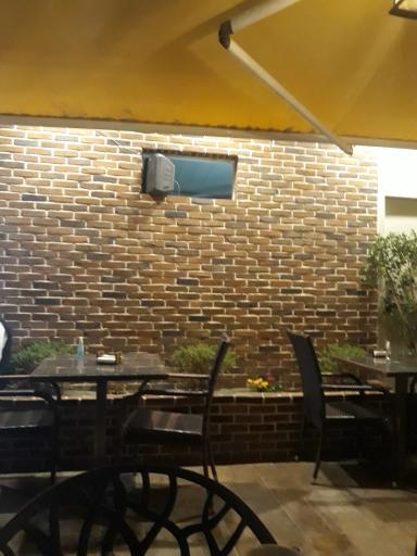 عکس کافه و بام  رستوران هیراد 