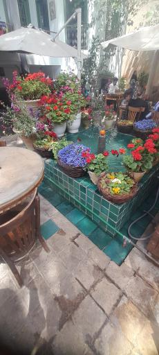 عکس کافه عمارت نمکدان