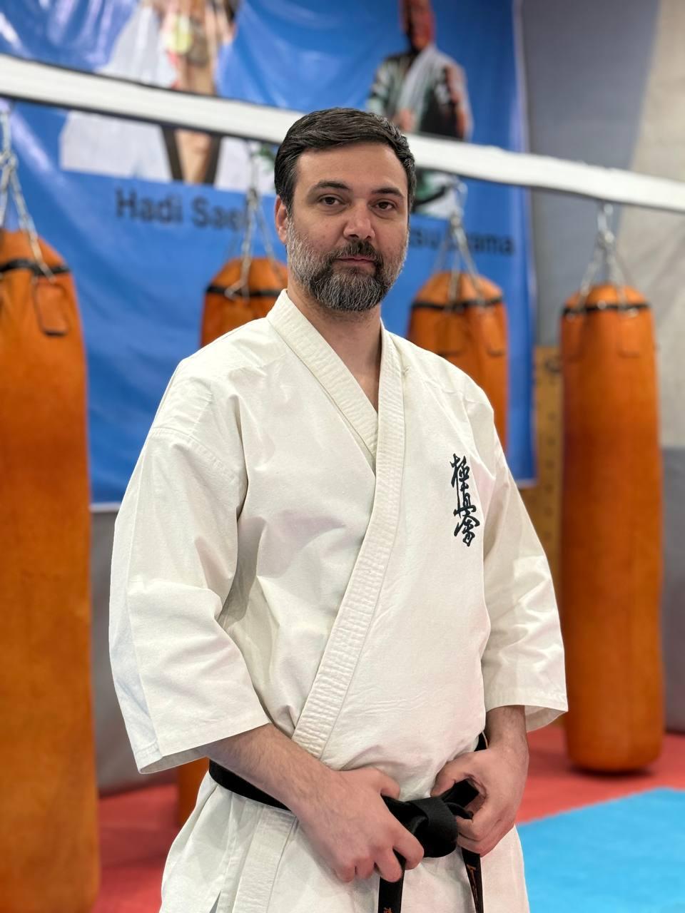 عکس باشگاه کیوکوشین کاراته نوروزی