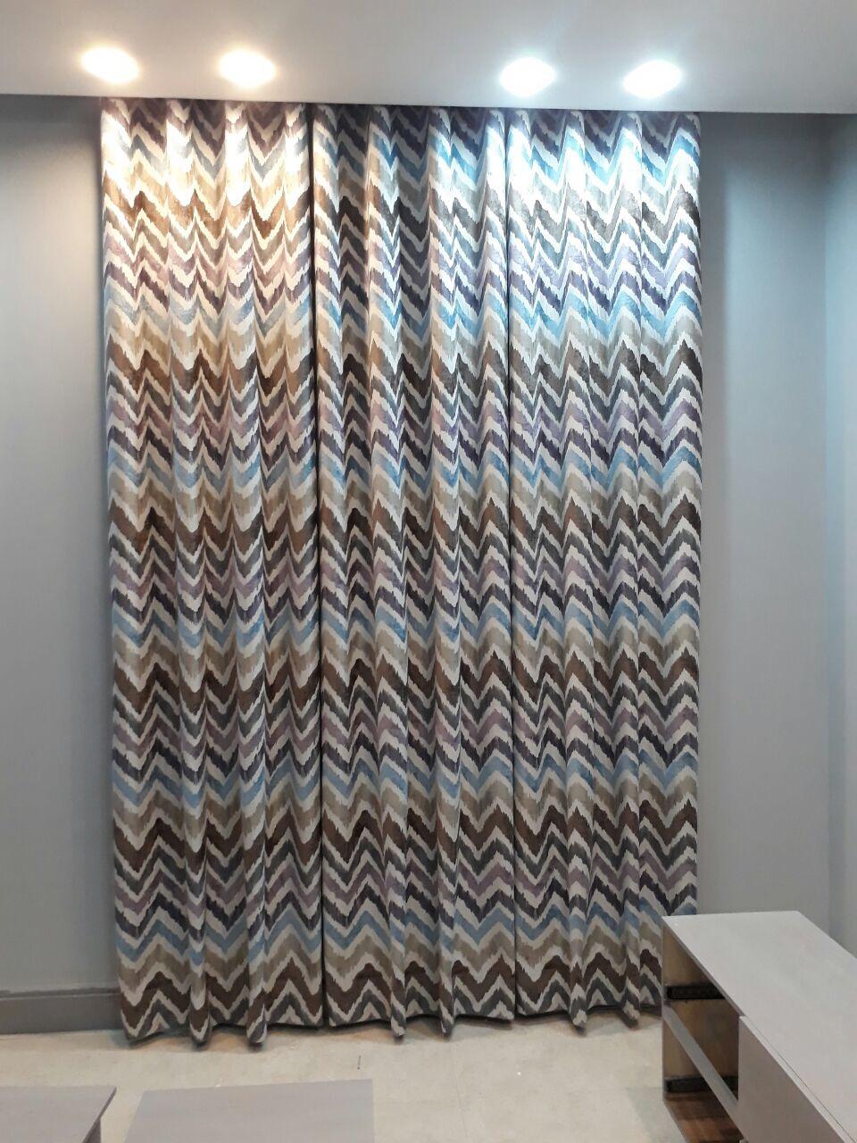 عکس گالری پرده و کاغذ دیواری هوشیار