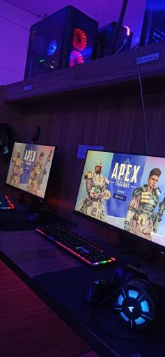 عکس گیم نت بلوری