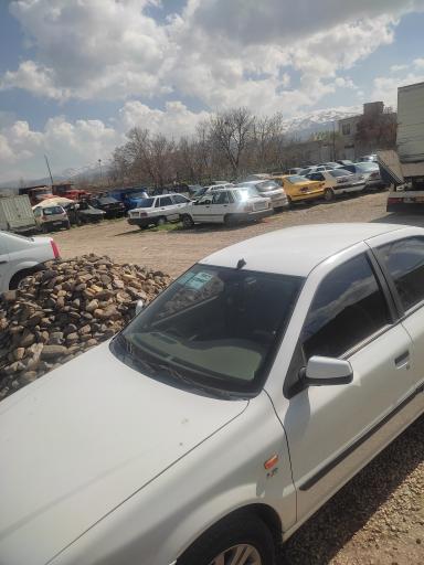 عکس توقفگاه لاله همدان 