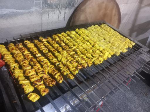 عکس چلوکبابی ماهان