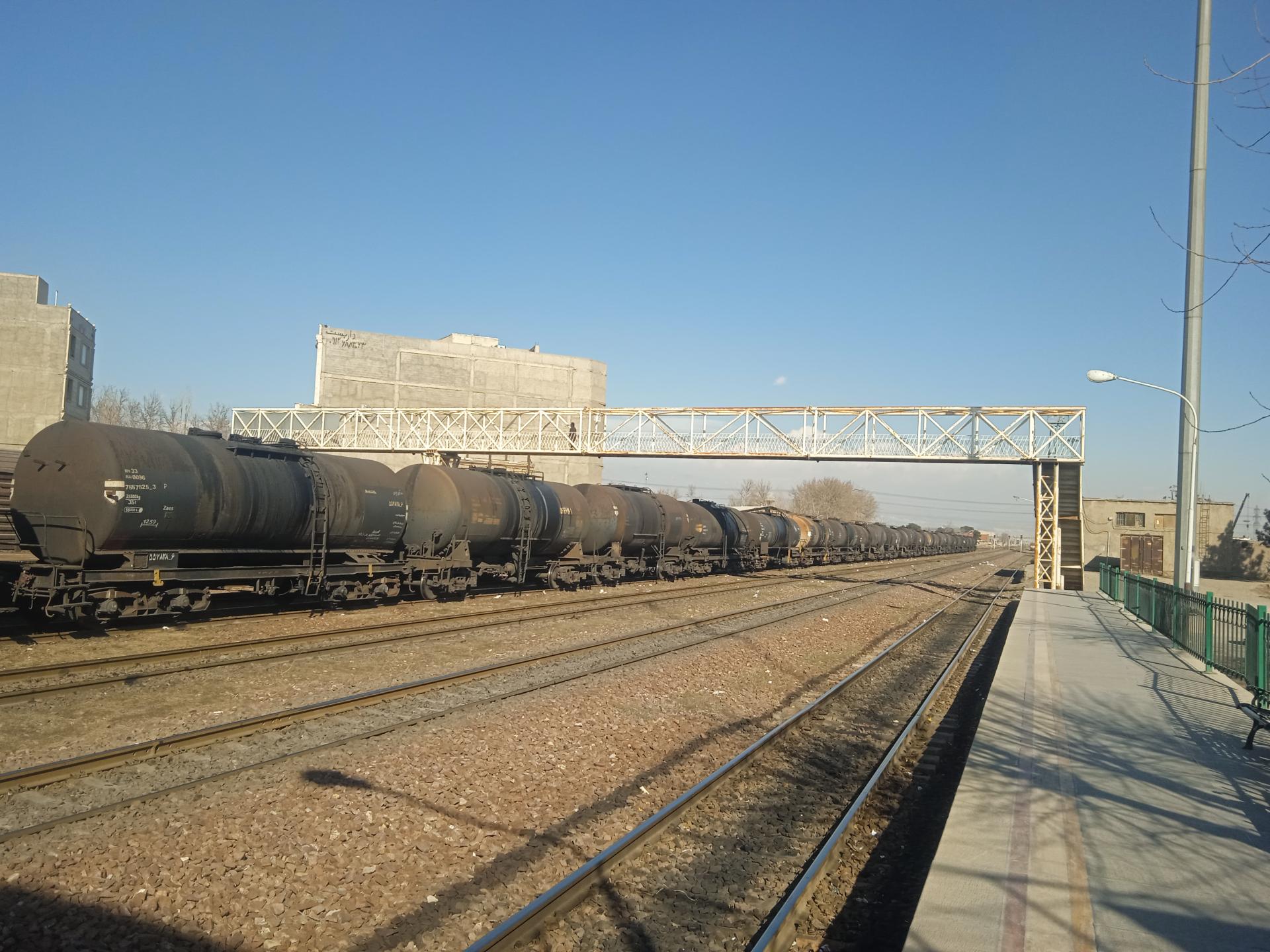 عکس پل هوایی ایستگاه تپه سفید