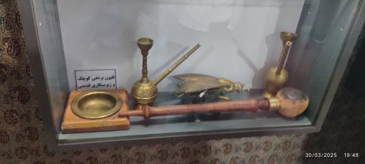 عکس موزه و گنجینه سنگ و شهاب سنگ یزد