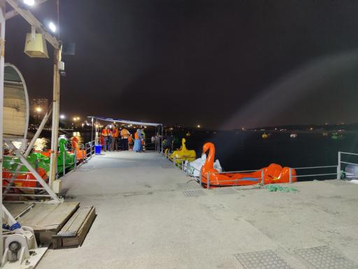 عکس کرایه قایق شرقی دریاچه چیتگر