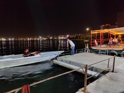 عکس کرایه قایق شرقی دریاچه چیتگر