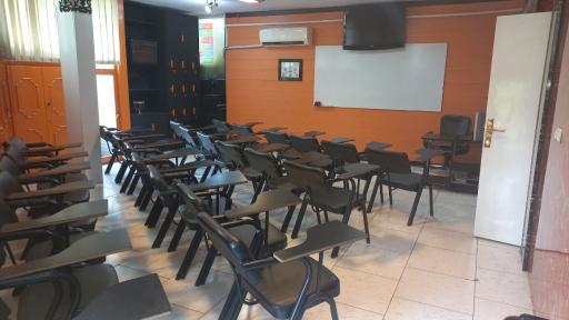 عکس مجتمع آموزشی فنی مهندسی متخصصان فردا