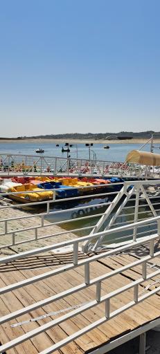 عکس کرایه قایق شرقی دریاچه چیتگر