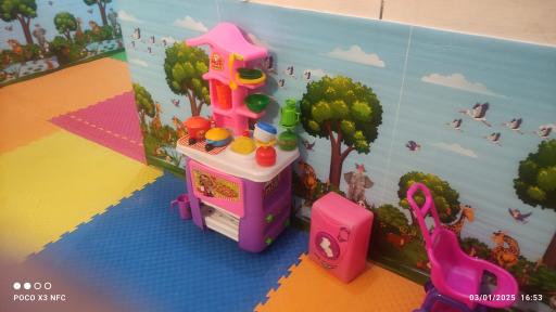 عکس خانه بازی و بازی درمانی بچه‌های آسمان