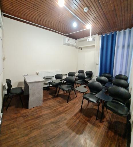 عکس دبیرستان غیردولتی دخترانه آبانه