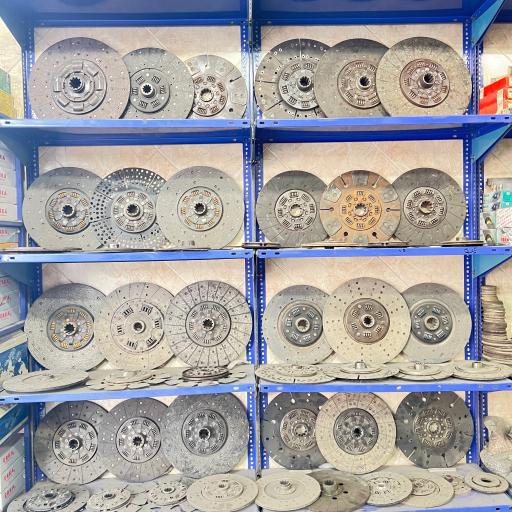 عکس فروشگاه لنت راست قلم