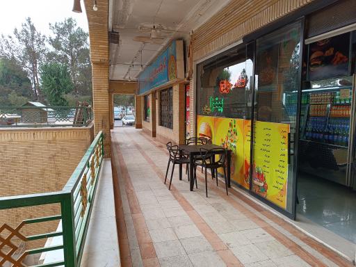 عکس ساندویچ و پیتزا مهتاب