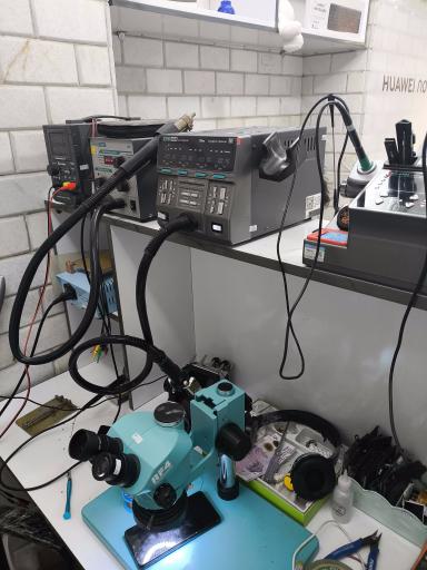 عکس تعمیرات تخصصی موبایل موبوفیکس