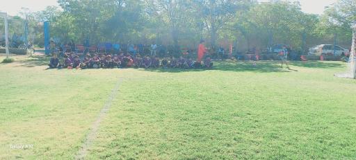 عکس چمن ورزشی مطهری