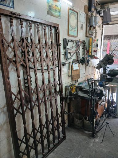 عکس آهنگری و جوشکاری