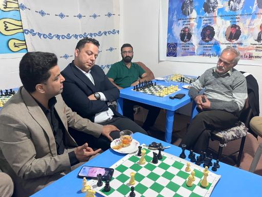 عکس باشگاه شطرنج بزرگمهر