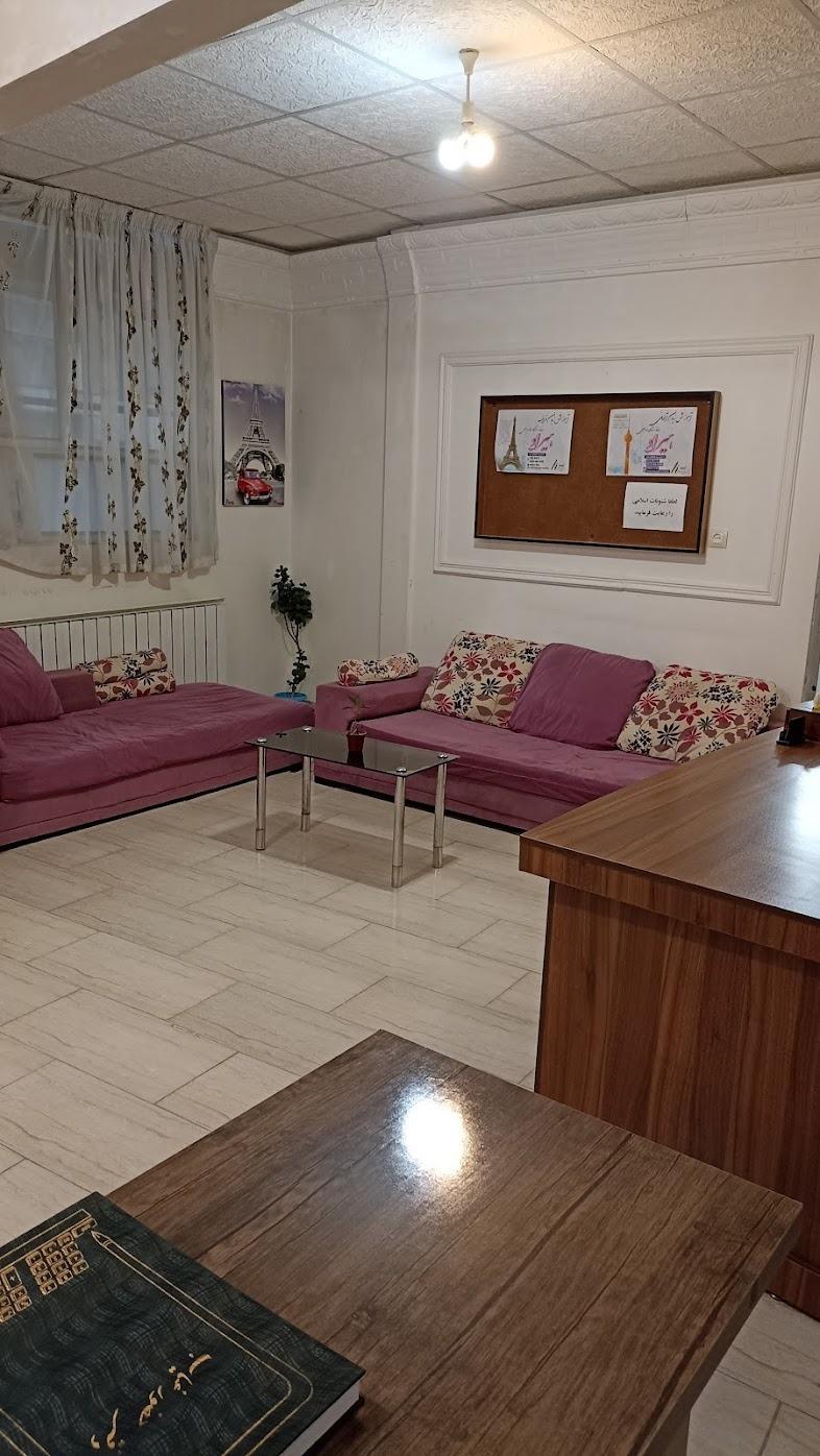 عکس آموزشگاه زبان هیراد