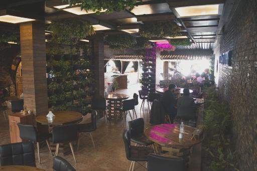 عکس کافه رستوران داستان