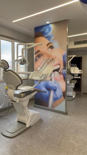 کلینیک تخصصی آرام (دندانپزشکی و مرکز جراحی)