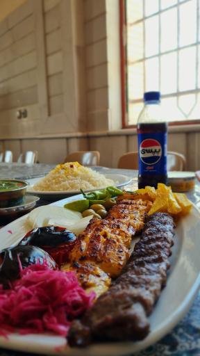 عکس رستوران خوش نشین