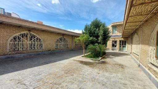 عکس کتابخانه مدیر عالمی