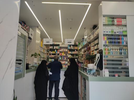 عکس داروخانه دکتر خزائی