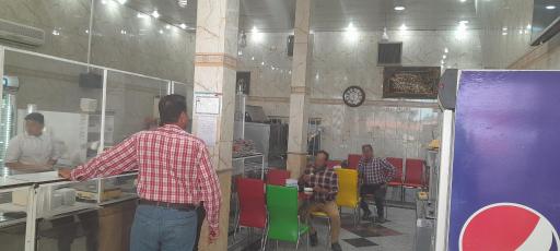 عکس بستنی سنتی حاج اسلام و پسران