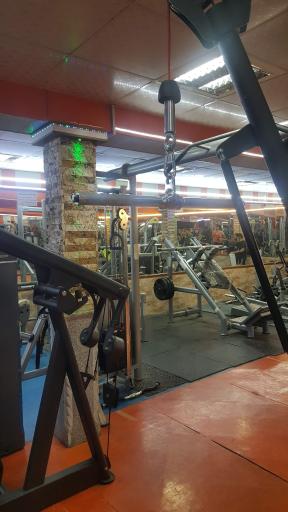 عکس باشگاه بدنسازی قدس