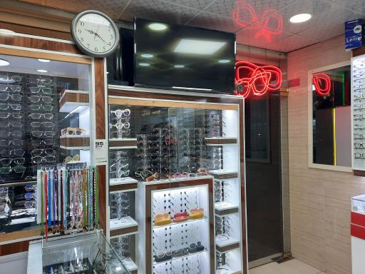 عکس عینک طبی پروفسور 