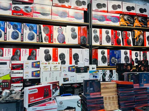 عکس صوتی تصویری حسین سیستم 