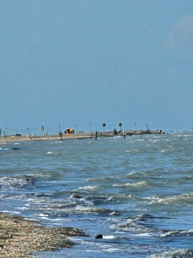 عکس ساحل دریا استارا