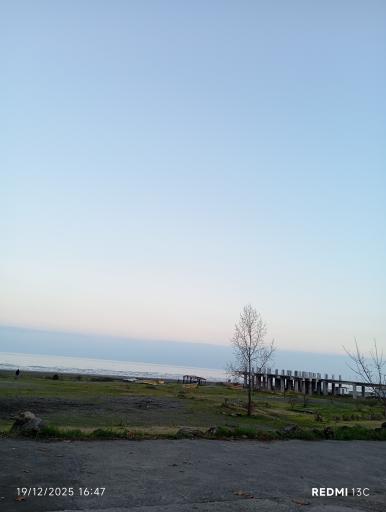 عکس ساحل دریا استارا