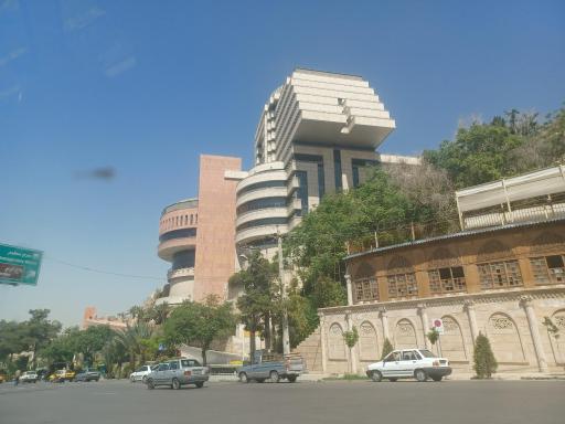 عکس استخر هتل بزرگ شیراز