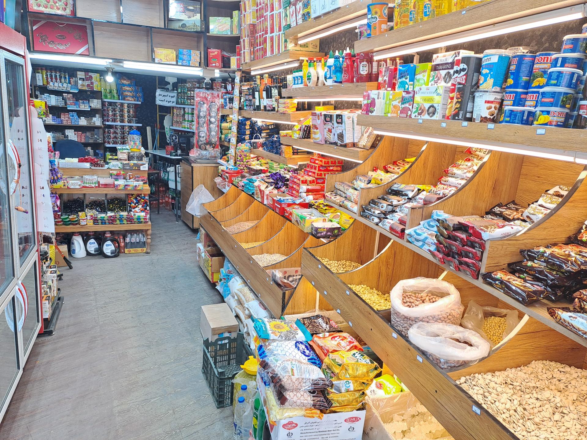 عکس سوپرمارکت رونا