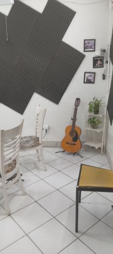 عکس آموزشگاه موسیقی اکتاو