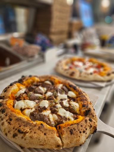 عکس خانه پیتزا موزریا