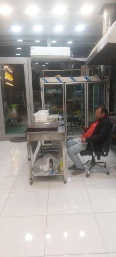 عکس کباب و جیگر سرای بلوط 