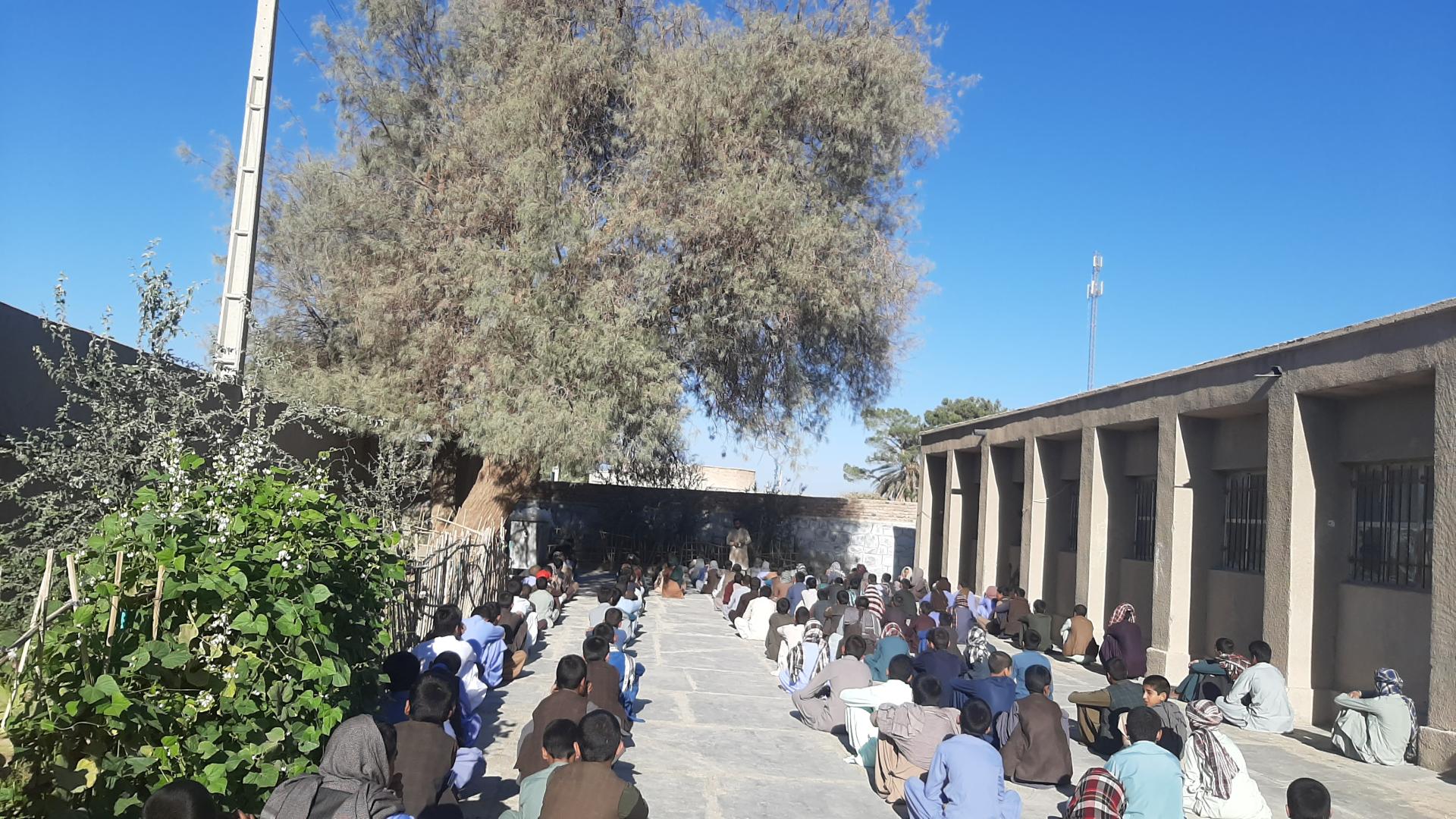 عکس دبیرستان شهید مولوی فیض محمد حسین‌بر (دوره اول)