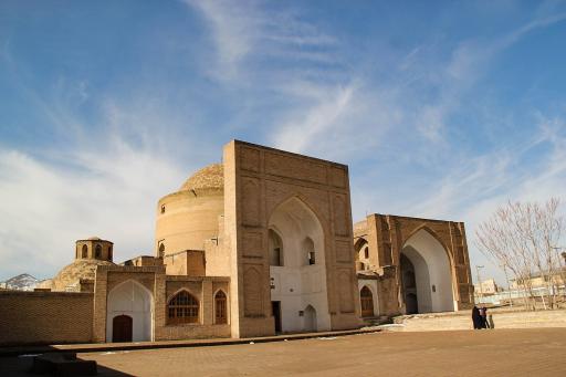 عکس مزار قطب الدین محمد