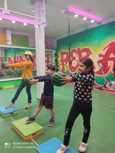 عکس باشگاه پرانا