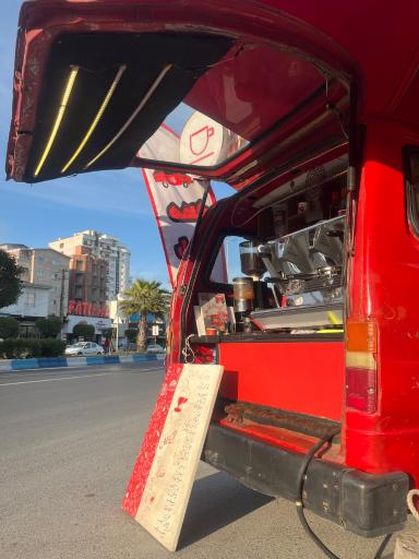 عکس کافه وَن چیل پلاس